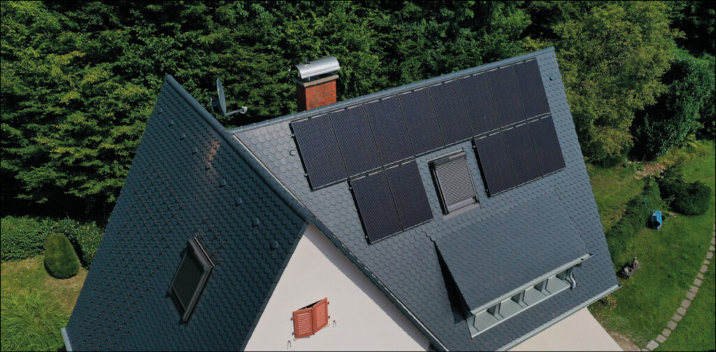 Strom vom eigenen Dach macht unabhängiger von den Energiepreisen.