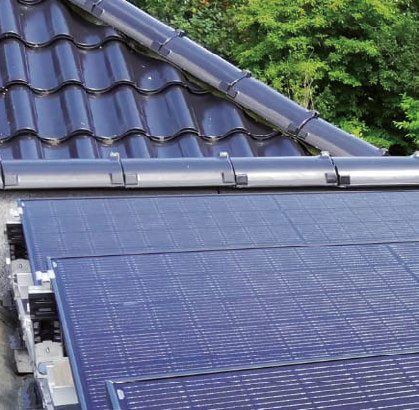Photovoltaik Montage auf Flachdächern